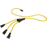 XJ628 Adaptateur d'alimentation de style W, Ext&eacute;rieur, STOW, AWG 12/3, 15 A, 3 prise(s), 2'